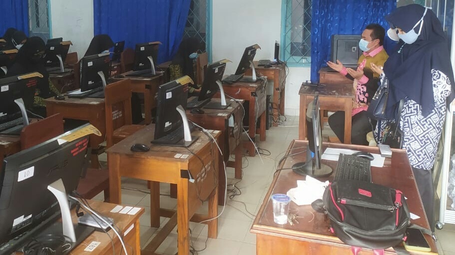 Pembukaan Kegiatan Kompetisi Sains Nasional Tingkat Kabupaten yang dilaksanakan secara online di SMAN 1 Kotabumi Pembukaan Kegiatan Kompetisi Sains Nasional Tingkat Kabupaten yang dilaksanakan secara online di SMAN 1 Kotabumi