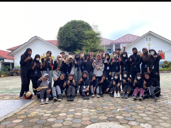 Pembagian Hadiah Juara Class Meeting Liga Smansa Semester Genap TA. 2021/2022 Pembagian Hadiah Juara Class Meeting Liga Smansa Semester Genap TA. 2021/2022