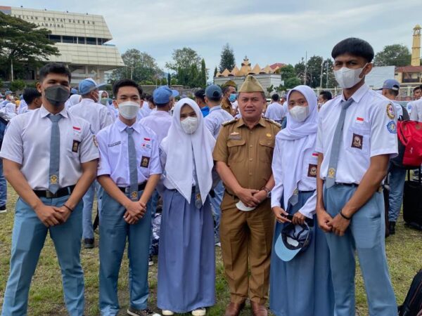 5 Siswa SMA Negeri 1 Kotabumi Ikuti Kegiatan LDK Se-Provinsi Lampung 5 Siswa SMA Negeri 1 Kotabumi Ikuti Kegiatan LDK Se-Provinsi Lampung