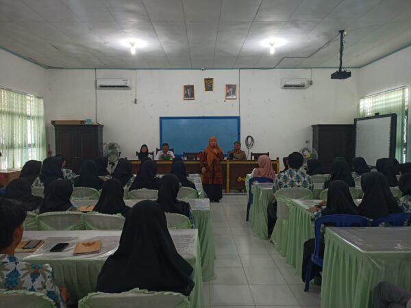Berikan Motivasi dan Semangat Masuk Perguruan Tinggi, Dua Guru Besar Datangi SMA Negeri 1 Kotabumi Berikan Motivasi dan Semangat Masuk Perguruan Tinggi, Dua Guru Besar Datangi SMA Negeri 1 Kotabumi