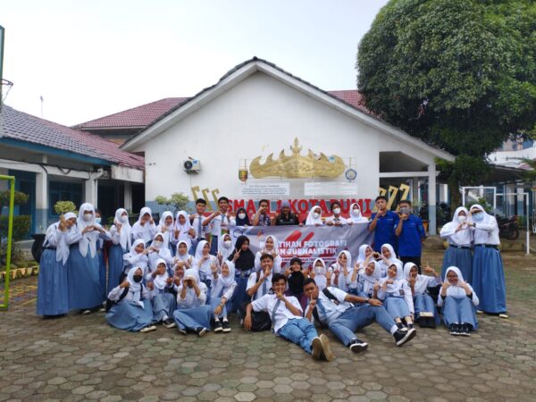 Hadirkan Narasumber Profesional, SMAN 1 Kotabumi Adakan Workshop Foto dan Videografi Hadirkan Narasumber Profesional, SMAN 1 Kotabumi Adakan Workshop Foto dan Videografi