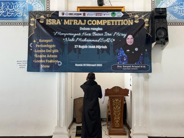 SMA Negeri 1 Kotabumi Meriahkan Peringatan Isra Mi'raj 1446 H dengan Beragam Perlombaan SMA Negeri 1 Kotabumi Meriahkan Peringatan Isra Mi'raj 1446 H dengan Beragam Perlombaan