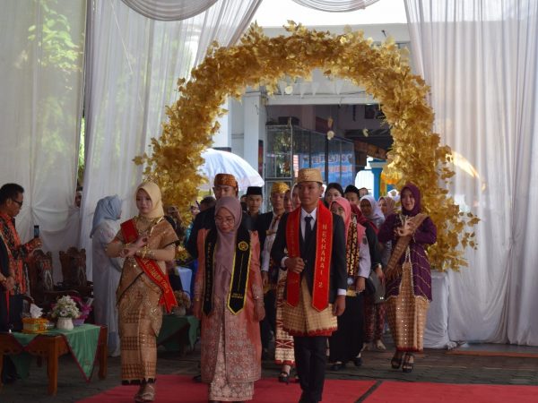 SMA Negeri 1 Kotabumi Gelar Acara Purna Siswa Kelas XII Angkatan ke-60 Tahun Ajaran 2024/2025 SMA Negeri 1 Kotabumi Gelar Acara Purna Siswa Kelas XII Angkatan ke-60 Tahun Ajaran 2024/2025