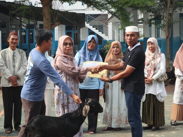Khidmat dan Penuh Makna, SMAN 1 Kotabumi Gelar Pelaksanaan Iduladha 1446 H