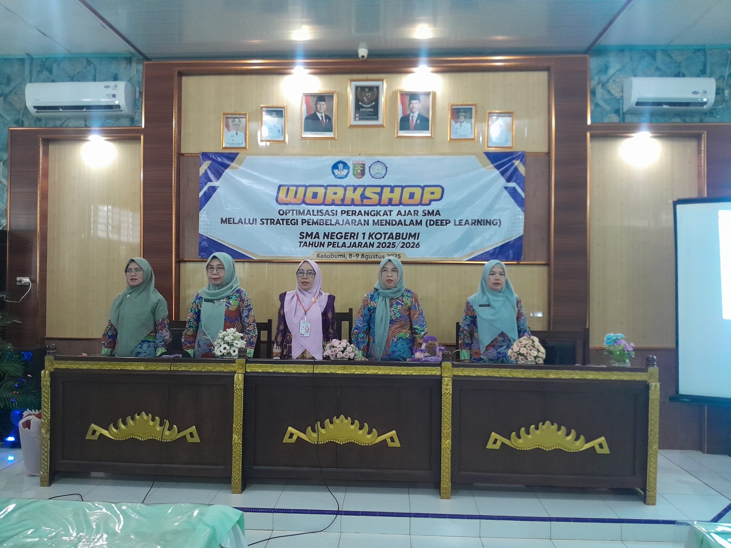 SMAN 1 Kotabumi Gelar Workshop Optimalisasi Perangkat Ajar Melalui Strategi Pembelajaran Mendalam SMAN 1 Kotabumi Gelar Workshop Optimalisasi Perangkat Ajar Melalui Strategi Pembelajaran Mendalam